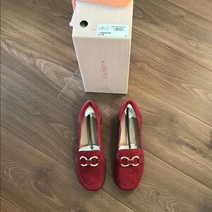 Easy Spirit Red Loafers Size 9.5🌹
